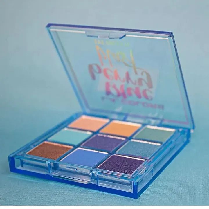 FRUITY FUN EYESHADOW PALETTE (BLUE BERRY BLAST)